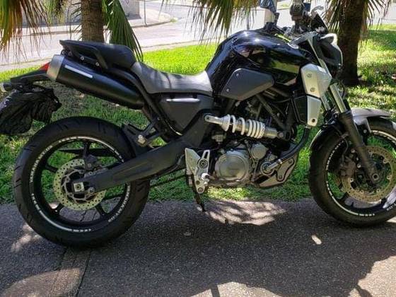 YAMAHA MT-03 